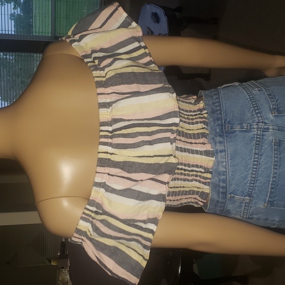 Derek Heart L adorable flounce off shoulder pastel stripes smocked waist crop - Picture 4 of 6